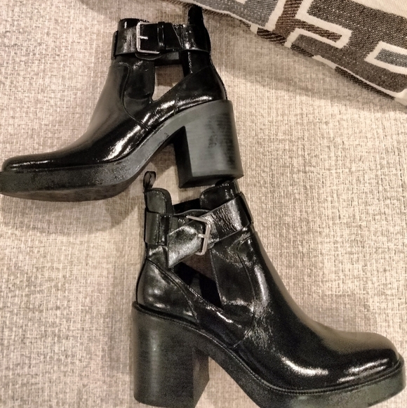 Zara Black Leather Ankle Boots - Picture 8 of 10